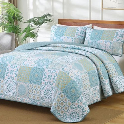 Boho Summer Quilt Set | Soft Lightweight Microfiber Bedspread with 3 Pieces for Cozy Comfort 0