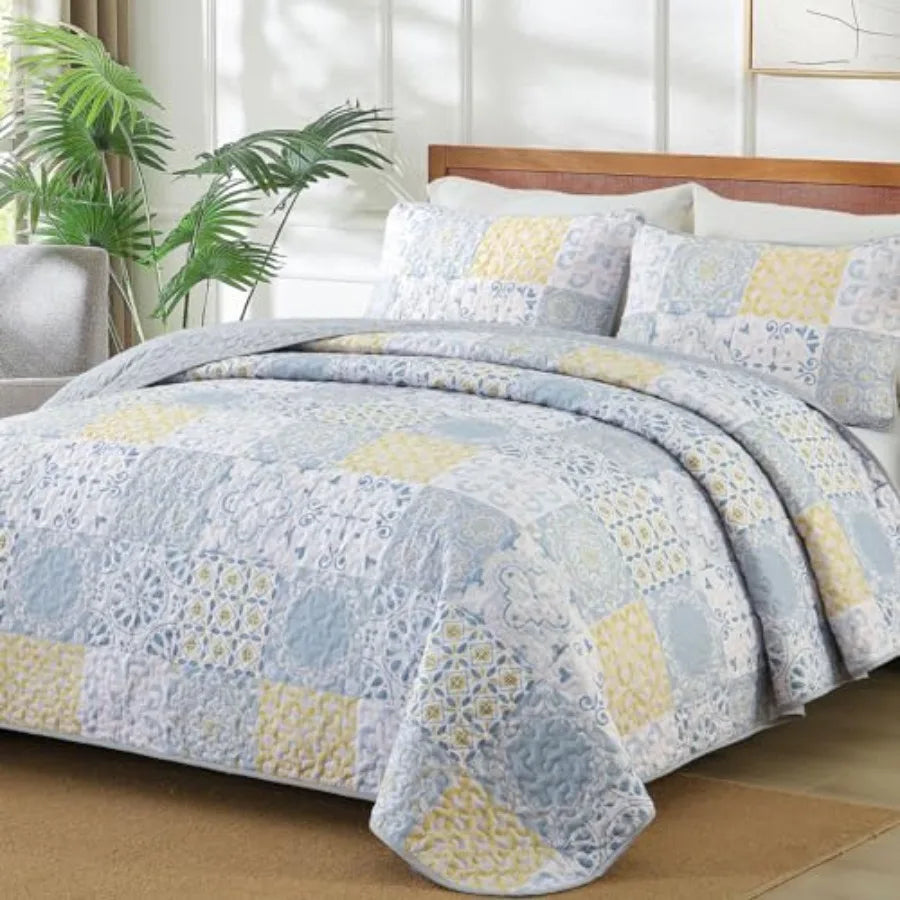 Boho Summer Quilt Set | Soft Lightweight Microfiber Bedspread with 3 Pieces for Cozy Comfort 10