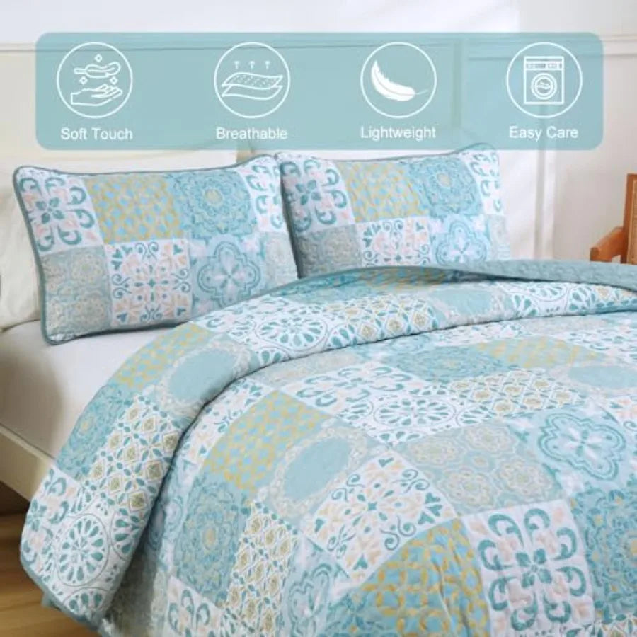 Boho Summer Quilt Set | Soft Lightweight Microfiber Bedspread with 3 Pieces for Cozy Comfort 3