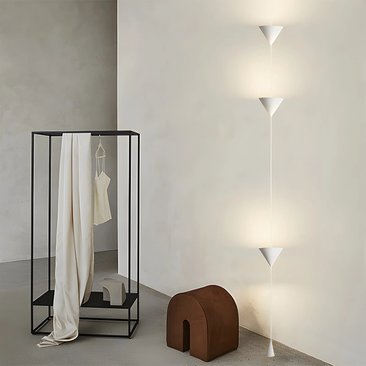 Luminara | Modern Adjustable Black Floor Lamp with Soft LED Lighting 10