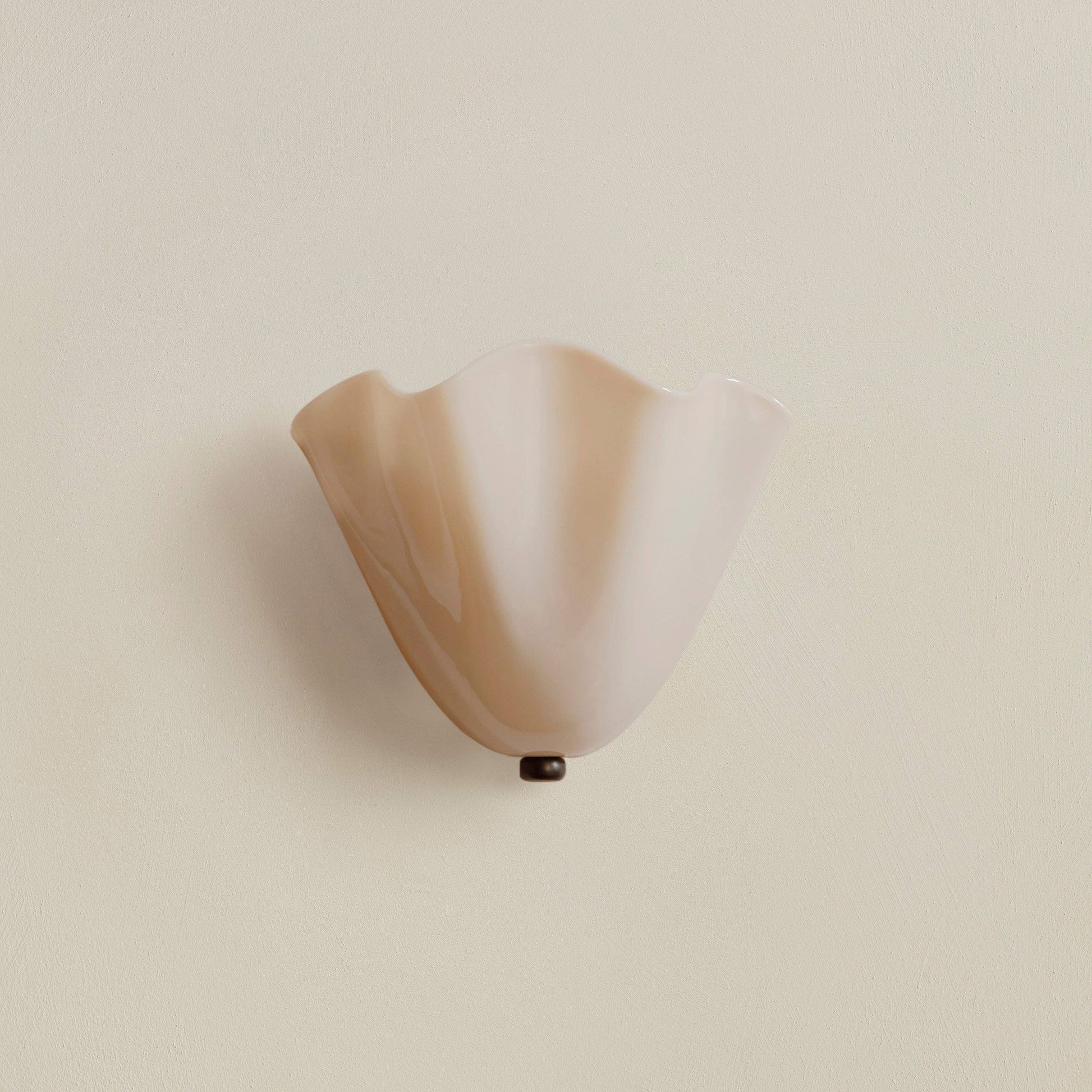 VeraShell | Elegant Retro Colored Glass Wall Sconce Light Fixture 3