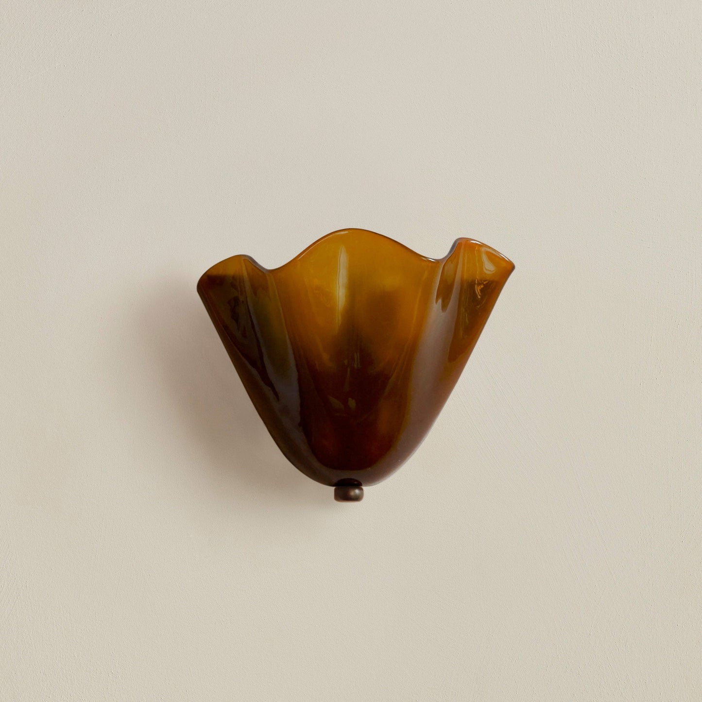 VeraShell | Elegant Retro Colored Glass Wall Sconce Light Fixture 4